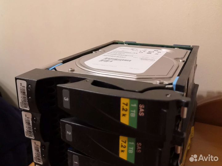 Жесткий диск dell emc SAS 1Tb 7200rpm