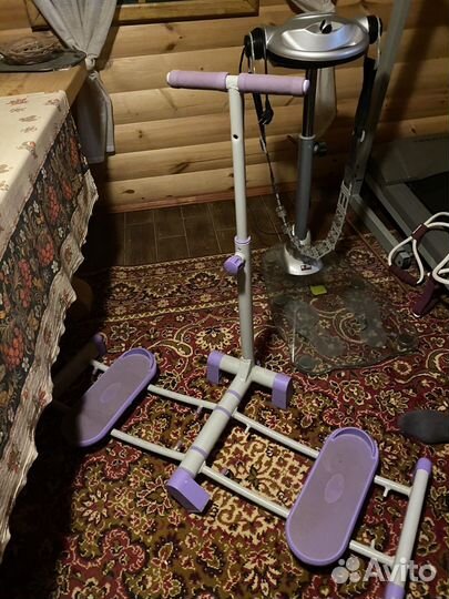 Спрортивный инвентарь,беговая дорожка