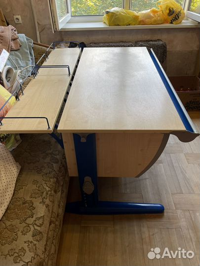 Растущая парта Дэми со стулом