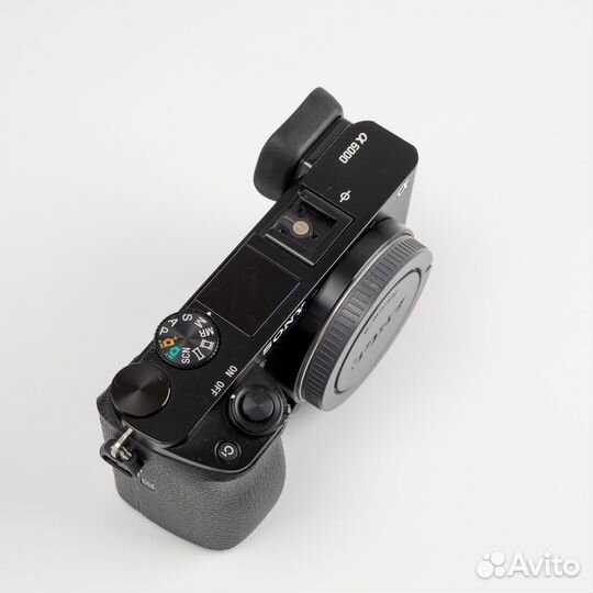 Камера sony a6000 body