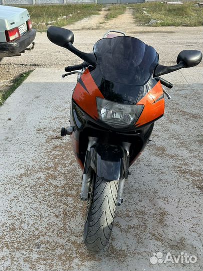 Honda cbr 600 f