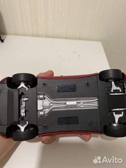 Модель 1/18 Welly Alfa Romeo C8 Competizione