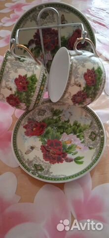 Фарфоровые блюдца