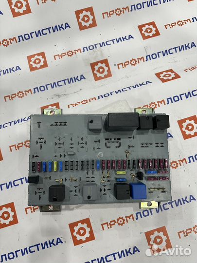 Блок предохранителей и реле 81.25444.6060