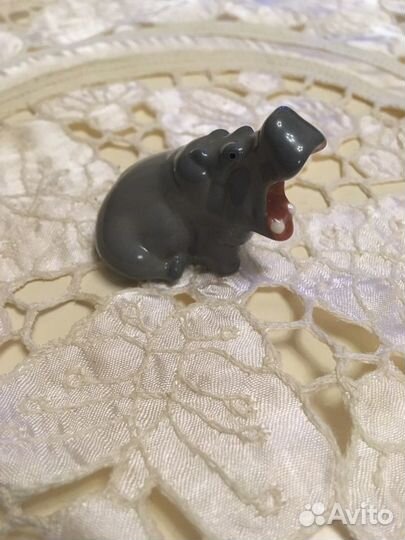 Мини- статуэтка Бегемотик лфз