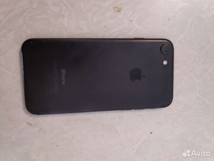 iPhone 7, 128 ГБ