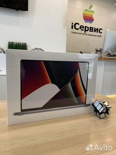 Apple MacBook новые в наличии