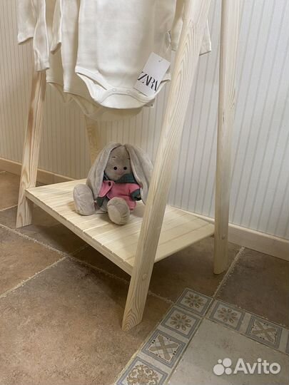 Вешалка напольная