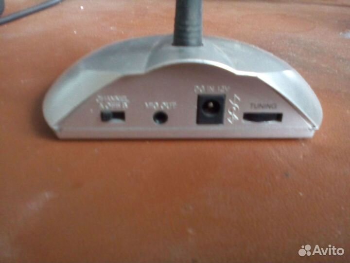 Радио микрофон Thomson