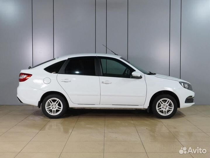 LADA Granta 1.6 AT, 2020, 104 230 км