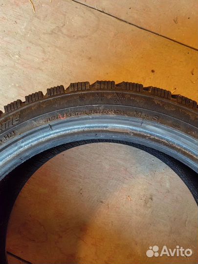 Westlake SW606 215/45 R17 91H