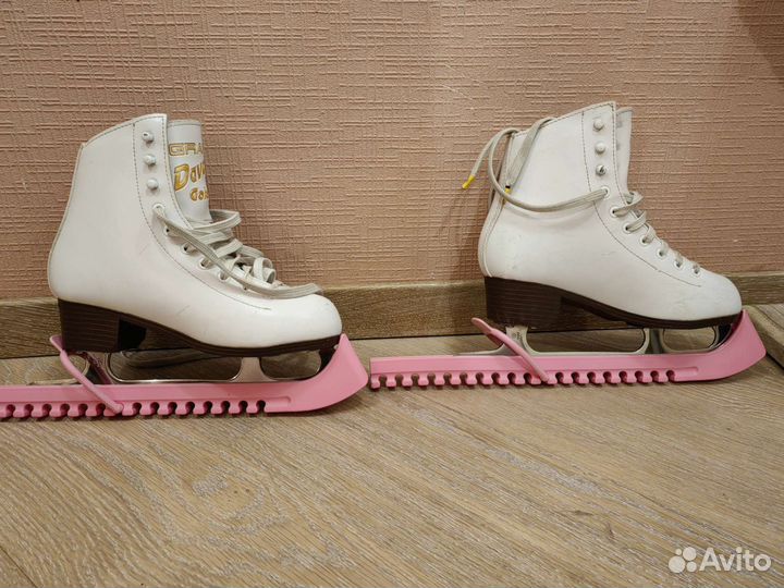 Коньки Graf Davos Gold 35