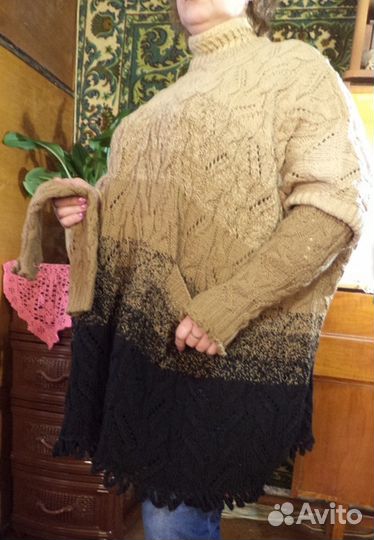 Пончо-кейп с нарукавниками