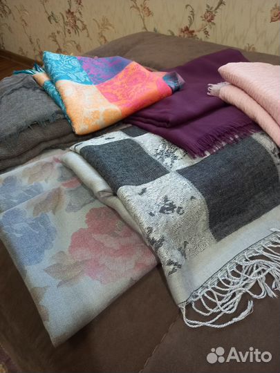 Палантины и шарфы женские