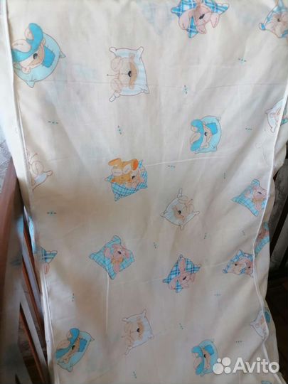 Детская кроватка с маятником и ящиком (Б/У)