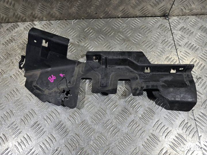 Дефлекторы радиатора Volkswagen Passat B6 2.0 BVY