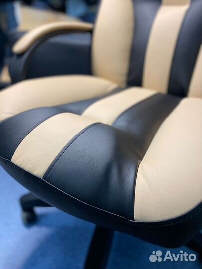 Компьютерное кресло