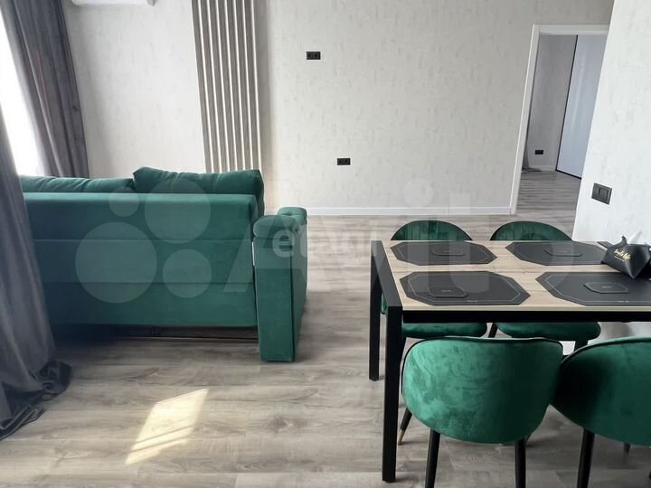 2-к. квартира, 64,5 м², 17/17 эт.