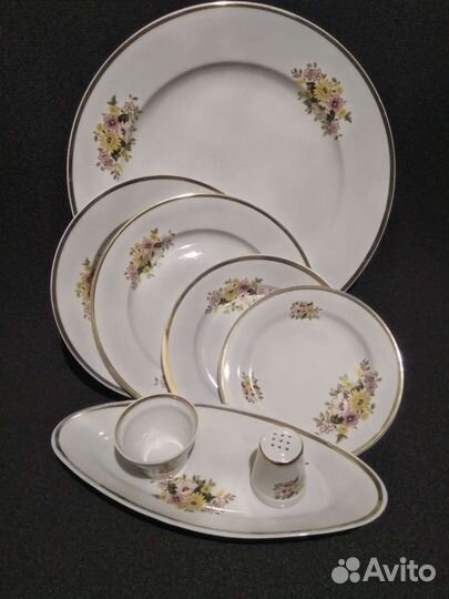 Сервиз столовый