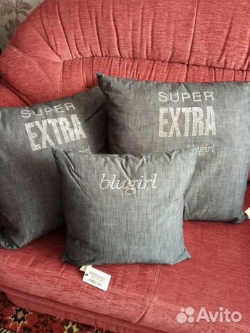 Комплект подушек новый 3 шт