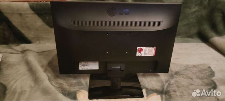 Монитор LG flatron e2041s