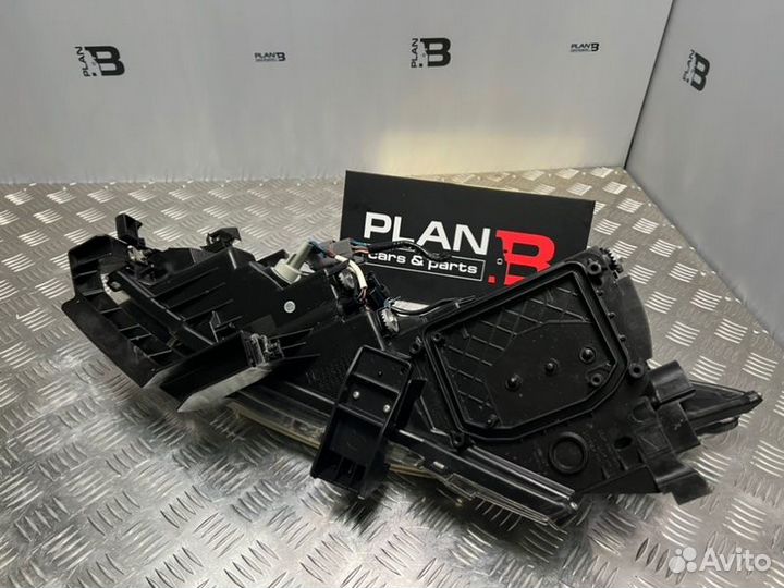 Фара ксеноновая передняя правая Mazda 6 GH