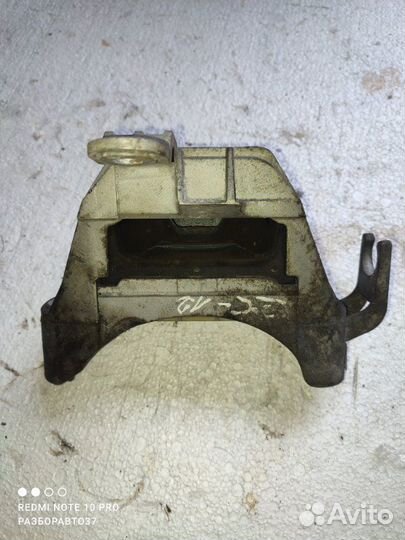 Подушка двигателя правая Chevrolet Cruze универсал