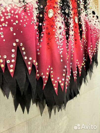 Купальник для художественной гимнастики