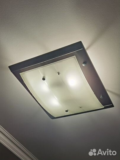 Люстра на 4 лампы