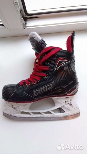 Хоккейные коньки bauer