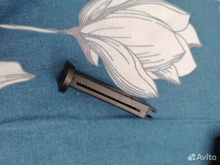 Игрушечный пистолет шариками