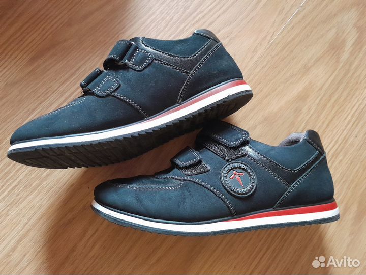 Ботинки для мальчика 33