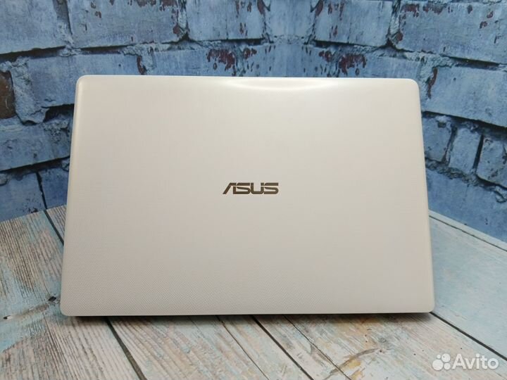 Красивый ноутбук asus intel/4Gb/500Gb/HD