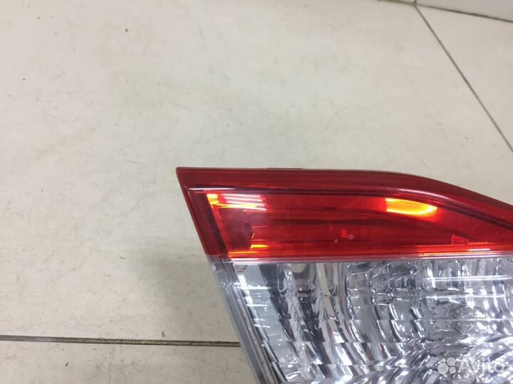 Фонарь задний внутренний левый Toyota Camry V50 20