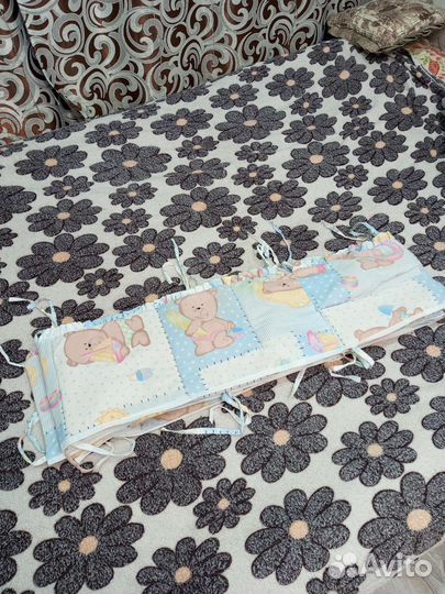 Бортики на кроватку