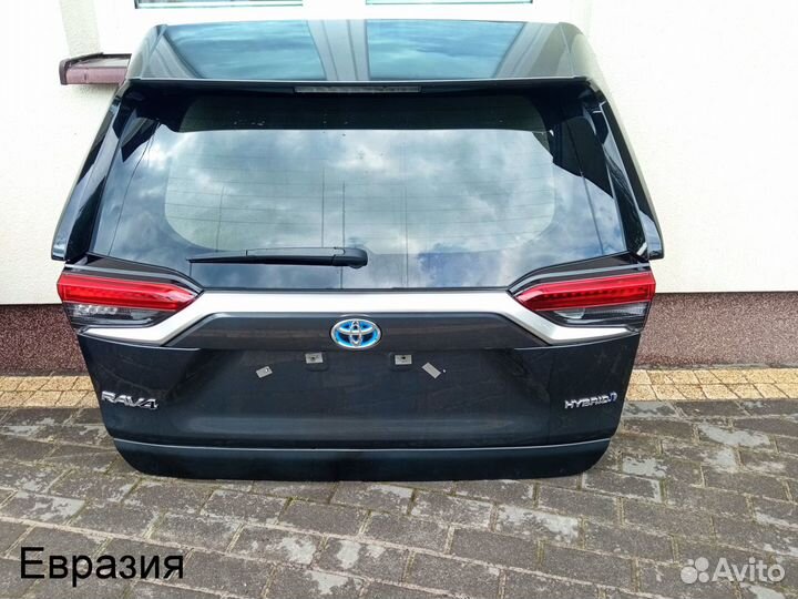 Крышка багажника Toyota Rav 4 кузов 50