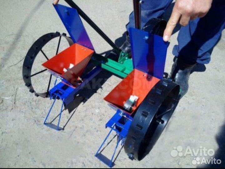 Сеялка двухрядная Винница