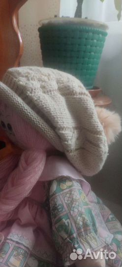 Шапка с натуральным помпоном