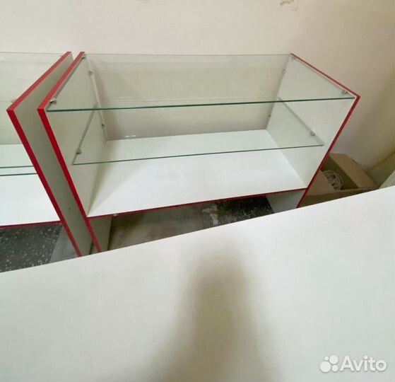 Витрина деревянная