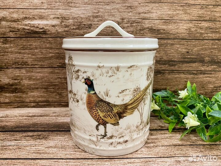 Банка для сыпучих продуктов 