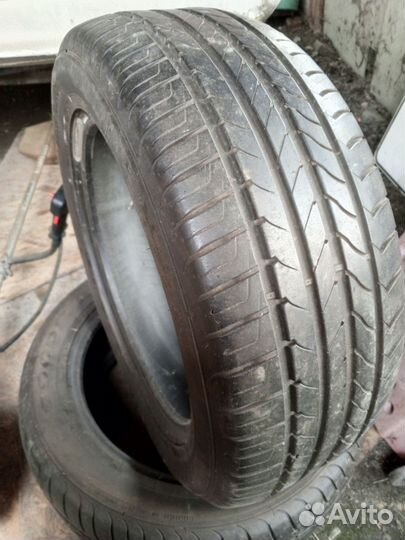 Goodyear EfficientGrip 235/55 R18
