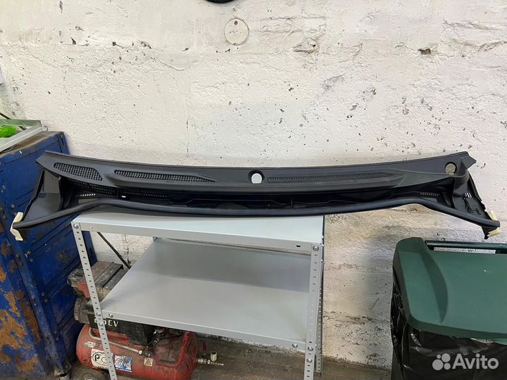 Жабо Ветрового стекла LC200 LX570 Land Cruiser 200