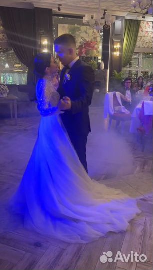 Ведущая(Тамада) + Музыка + Мужской и Женский вокал