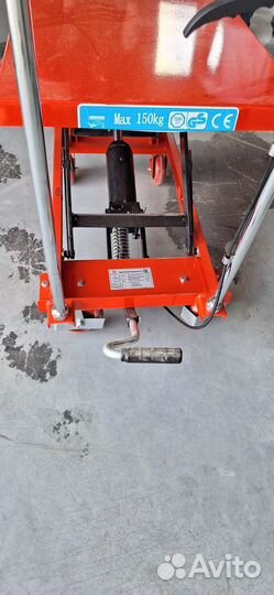 Гидравлический подъемный стол