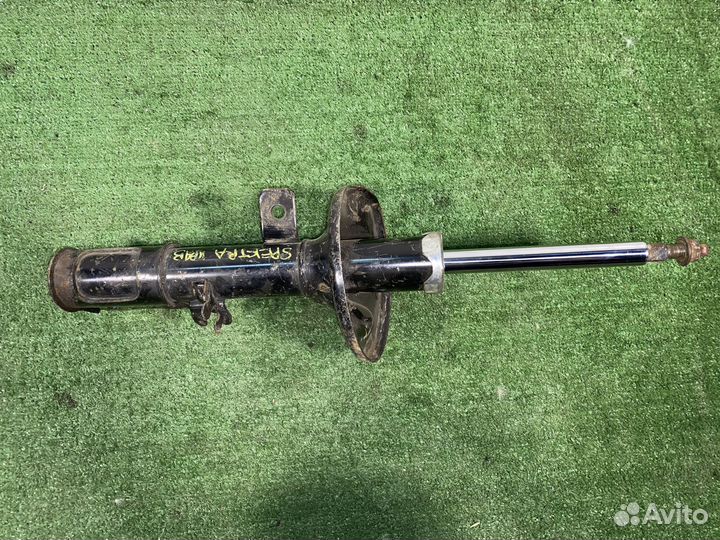 Стойка передняя правая kia spectra