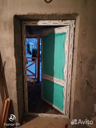 Дверь входная алюминиевая