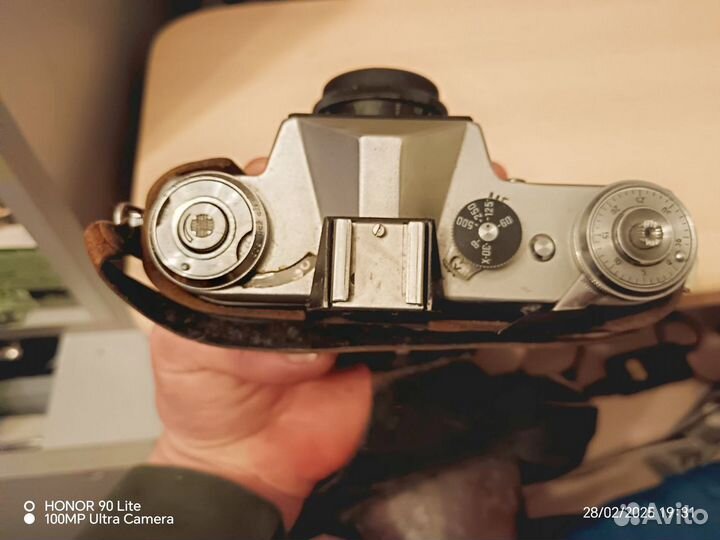 Пленочный фотоаппарат зенит е