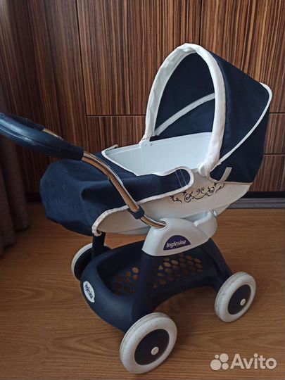 Коляска для кукол