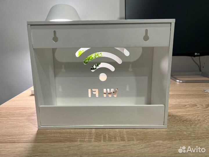Полка для роутера wi-fi белая 25x20x11