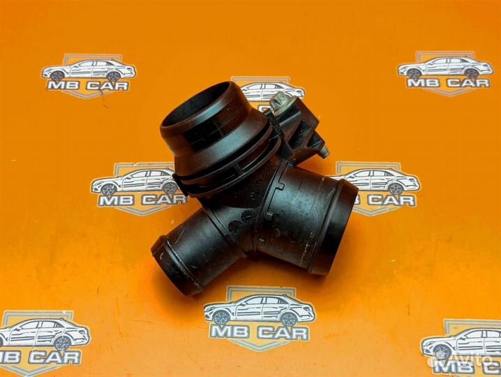 Фланец системы охлаждения w205 C-class 274.920